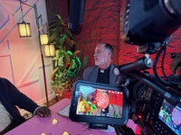 Behind the Scenes 7